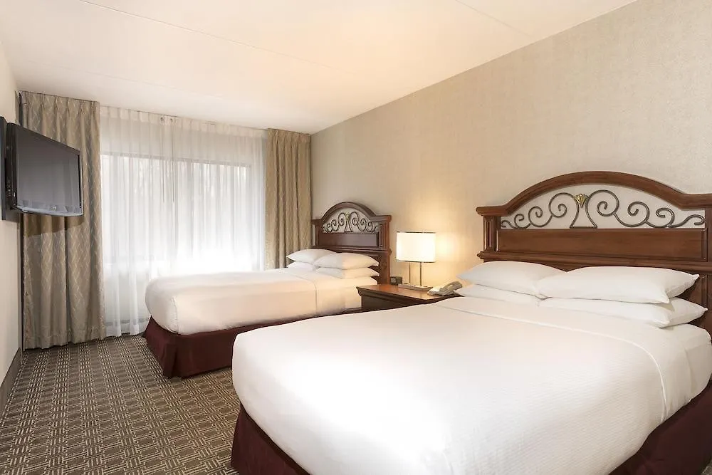 Doubletree Suites By Hilton Nashville Airport