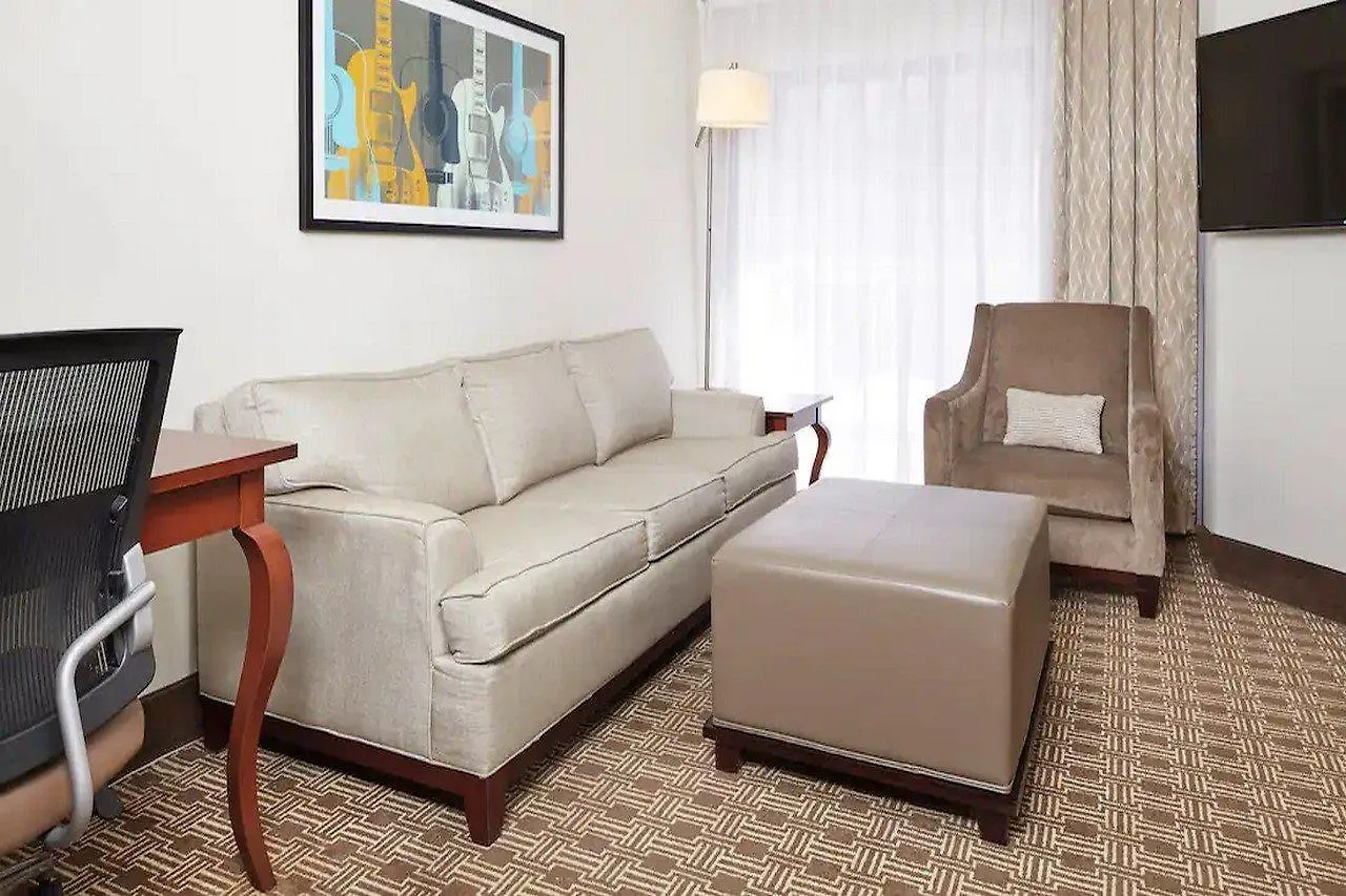 Hotel Doubletree Suites By Hilton Nashville Airport