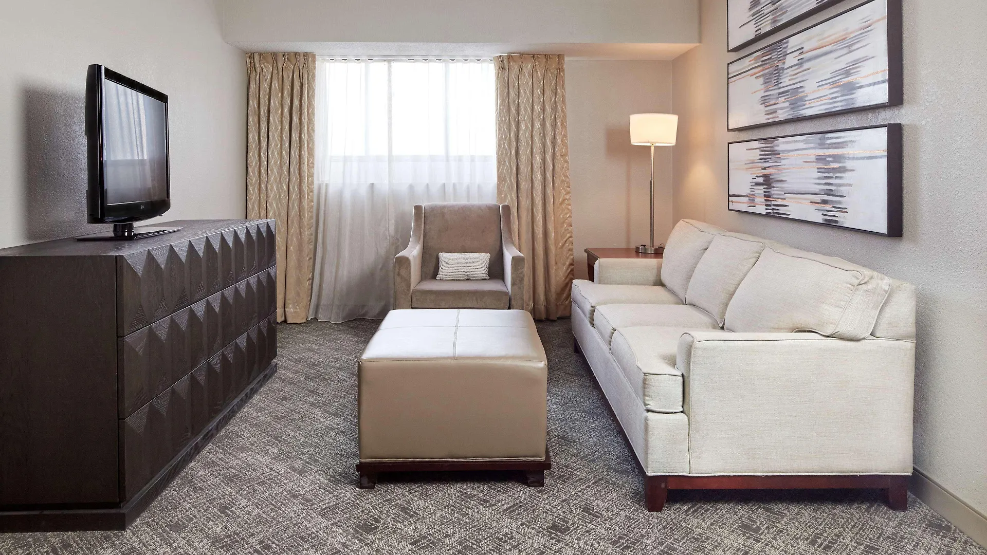 Doubletree Suites By Hilton Nashville Airport United States