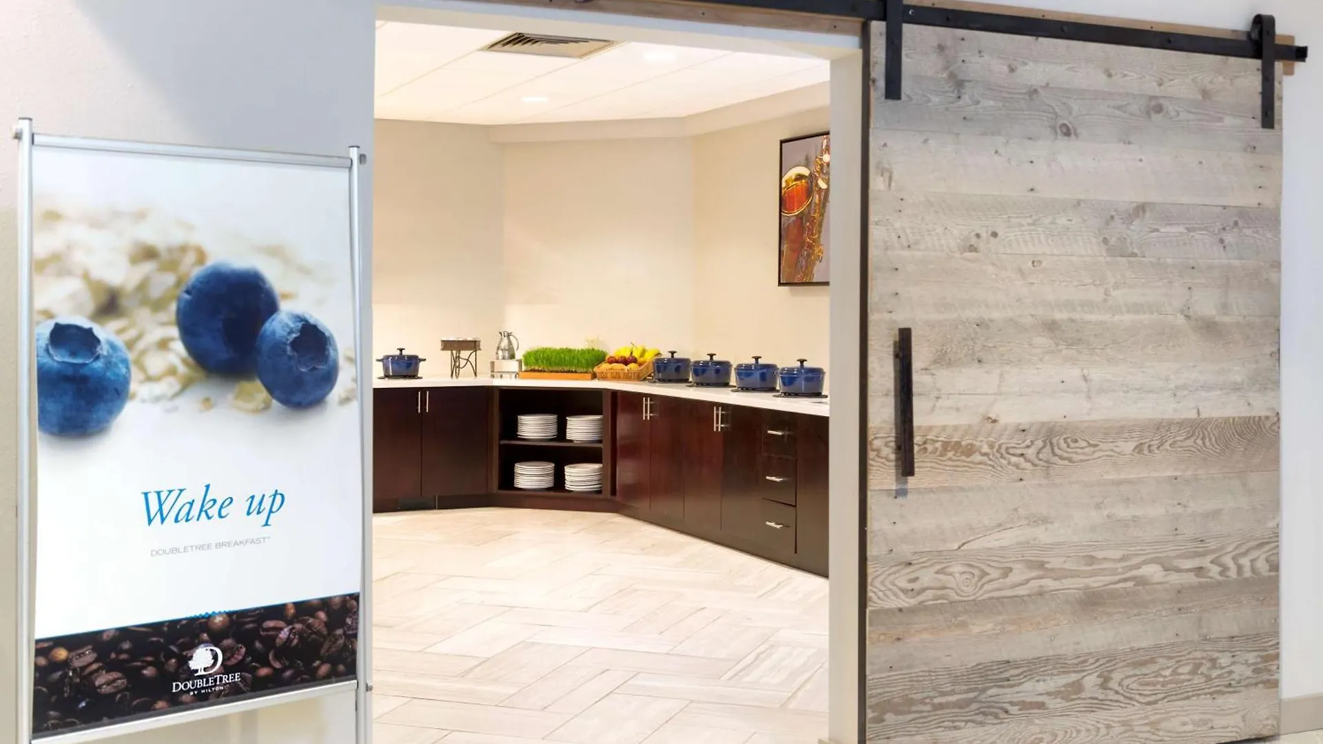 Doubletree Suites By Hilton Nashville Airport