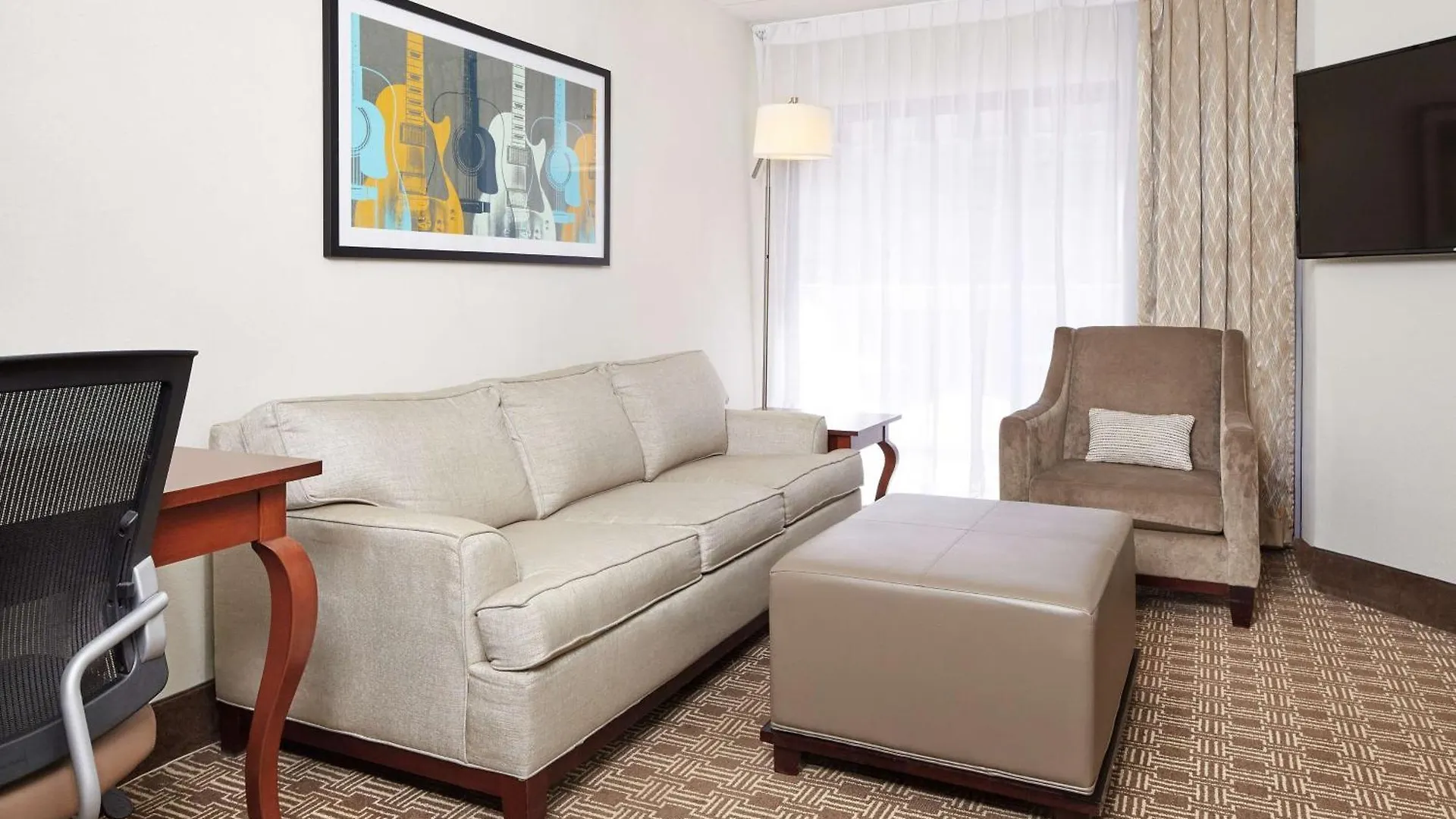 Doubletree Suites By Hilton Nashville Airport