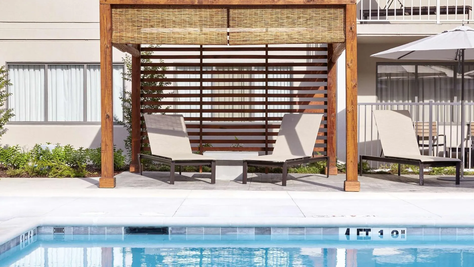*** Hotel Doubletree Suites By Hilton Nashville Airport United States