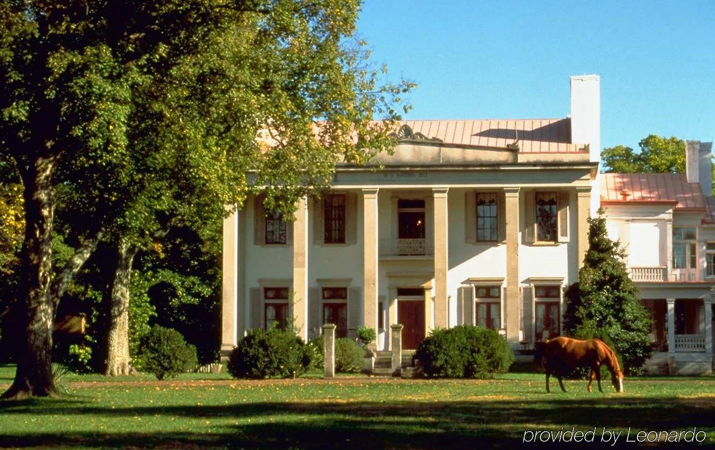 Doubletree Suites By Hilton Nashville Airport Hotel