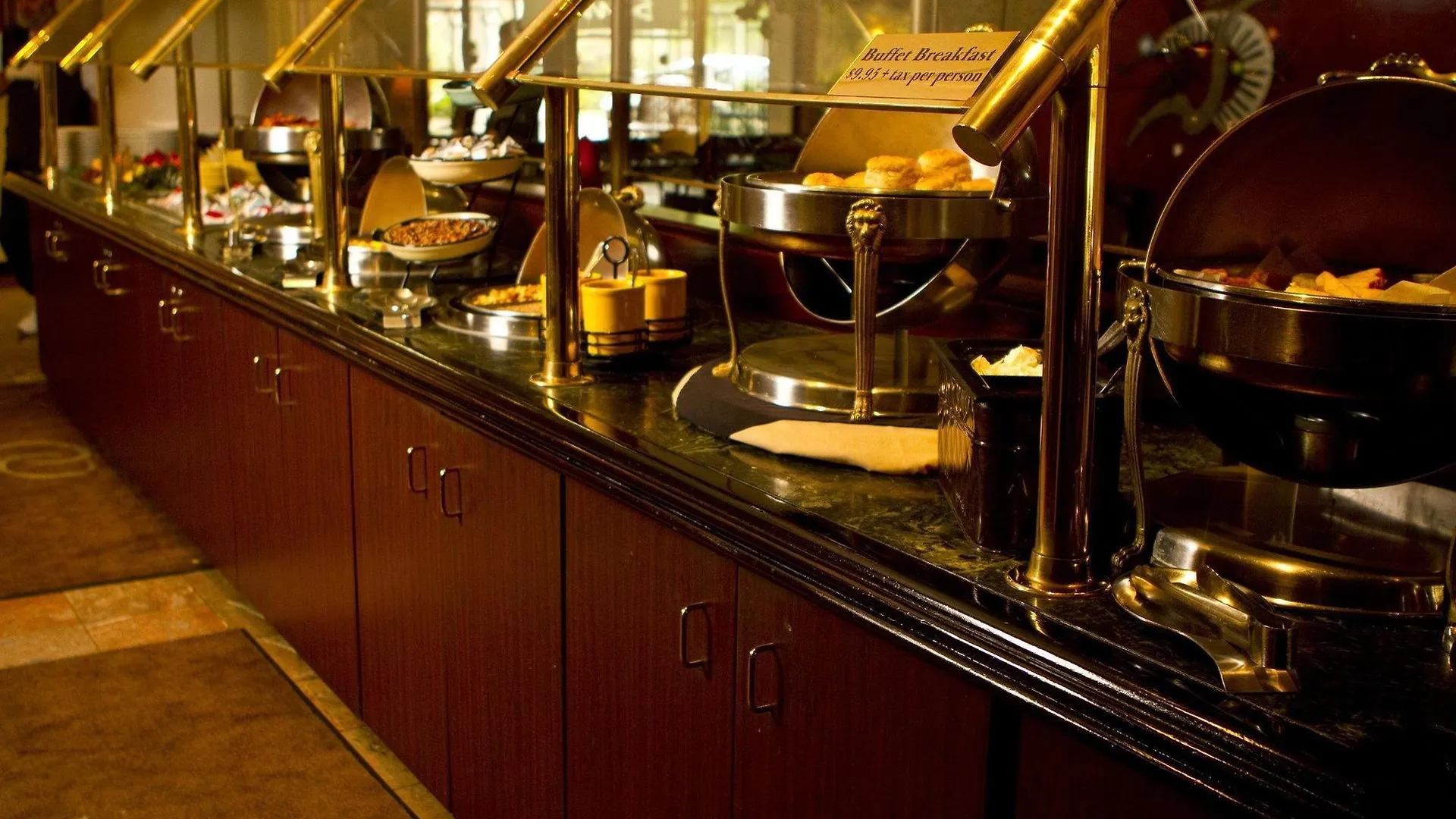 Doubletree Suites By Hilton Nashville Airport Hotel