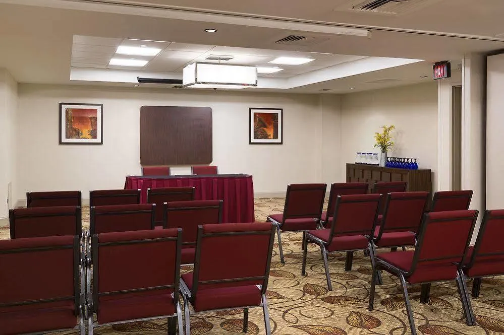 Doubletree Suites By Hilton Nashville Airport 3*,