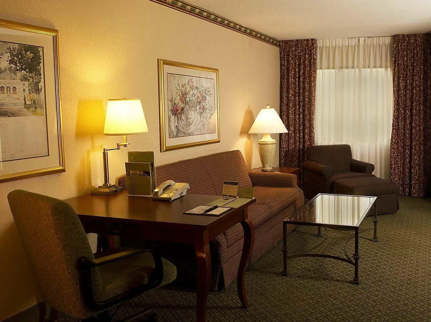 Doubletree Suites By Hilton Nashville Airport