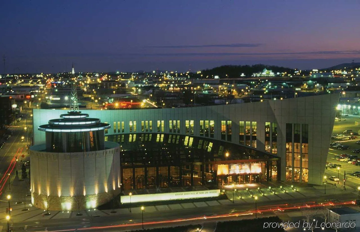 Doubletree Suites By Hilton Nashville Airport 3*,